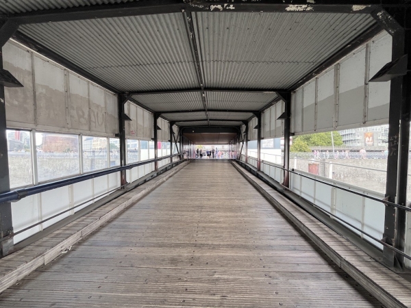 Überseebrücke Hamburg